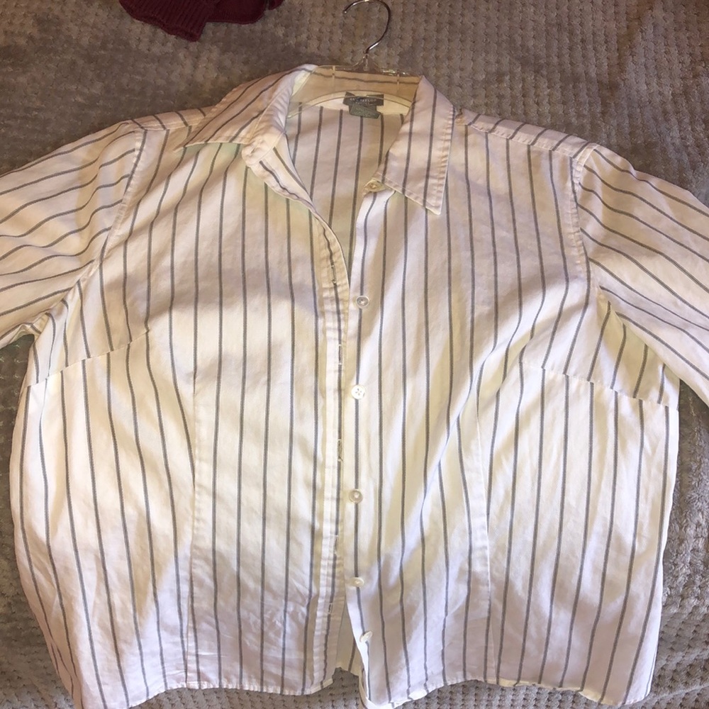 Ann Taylor button up, collar shirt